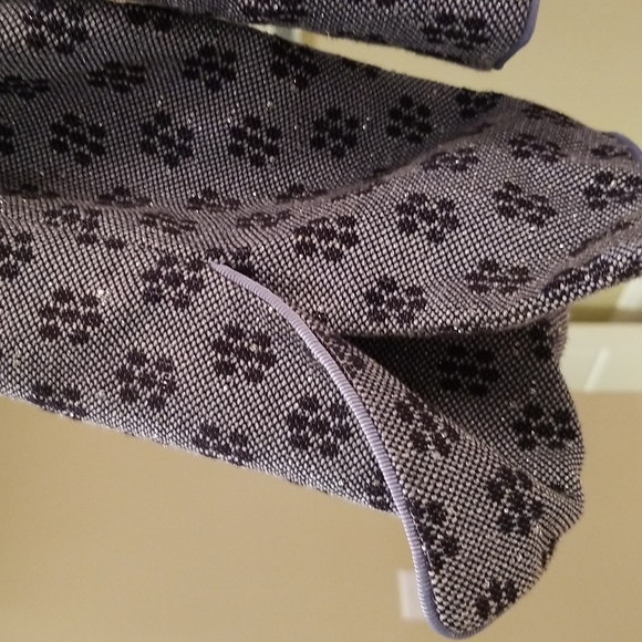 Holt Renfrew beautiful blazer - Picture 2 of 7